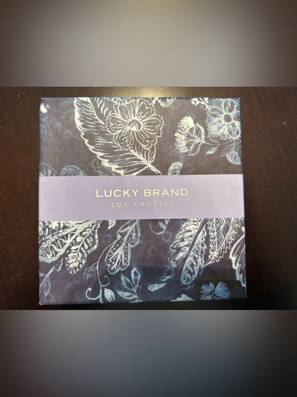 NWT Lucky Brand Earrings - Comes in a box - Picture 4 of 4